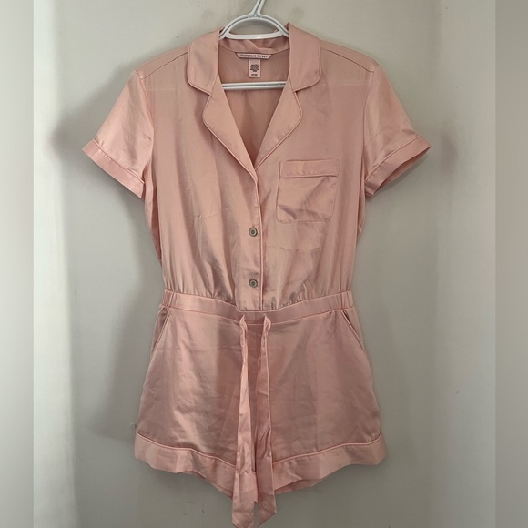 Victoria’s Secret Pink Romper - 8/10 Condition - Picture 1 of 3